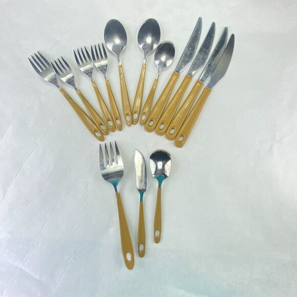 Vintage 1971 Imperial Casualware Harvest Gold Flatware Replacements Pieces - Picture 2 of 9